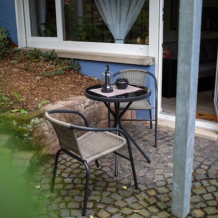 Best Stay Moderne Stadtwohnungen In Huenfeld - Kueche, Schlafsofa, Terrasse Oder Balkon Wlan Smart Tv Eksteriør bilde